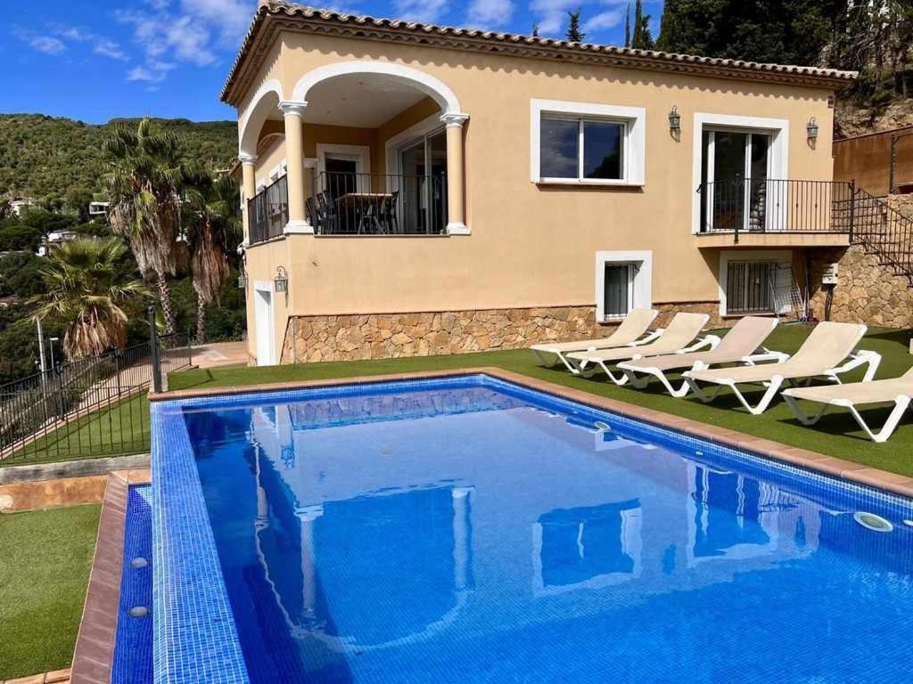 Casa Mas Ambros Con Piscina Desbordante Villa Calonge  Kültér fotó